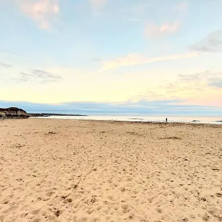 Unlimited Hottub,Sauna,Massage, Bbq,Games,Beach! Sleeps 8 Sunderland  Exterior photo