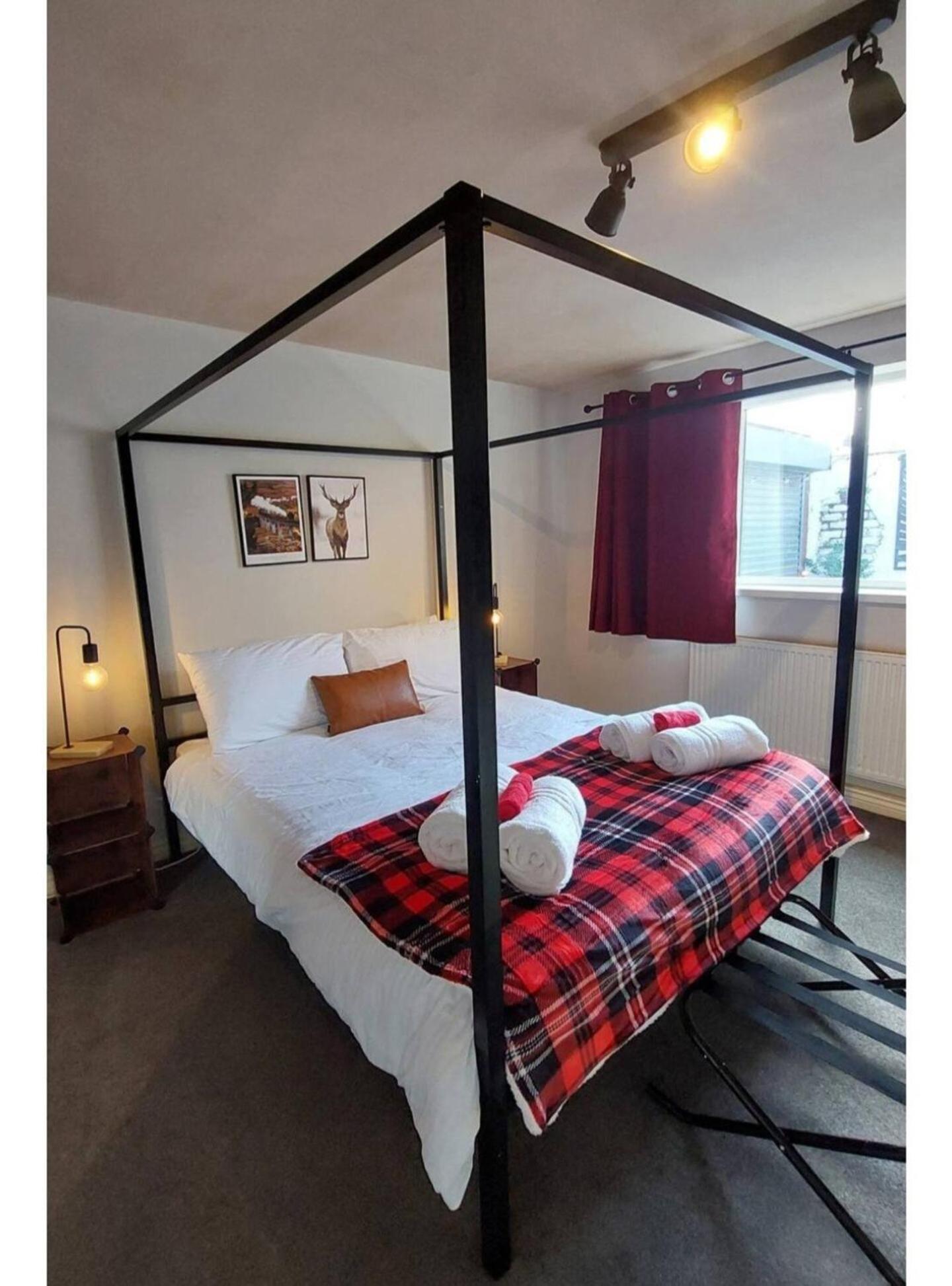 Holiday home Unlimited Hottub,sauna,massage, Bbq,games,beach! Sleeps 8 *