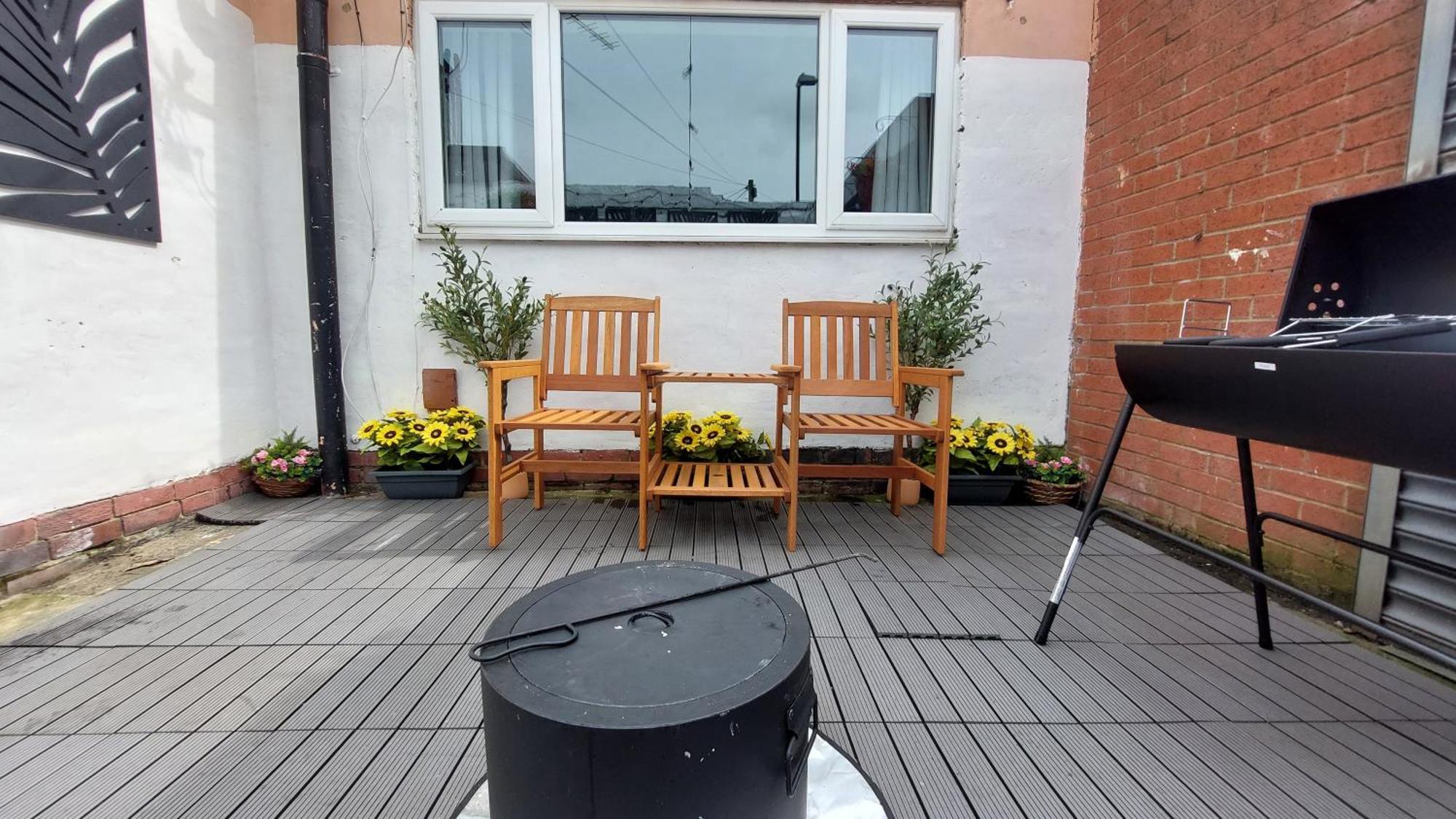 Unlimited Hottub,sauna,massage, Bbq,games,beach! Sleeps 8 * Sunderland (Tyne and Wear)