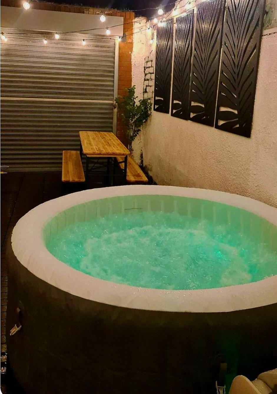 Unlimited Hottub,sauna,massage, Bbq,games,beach! Sleeps 8 Holiday home Sunderland (Tyne and Wear)